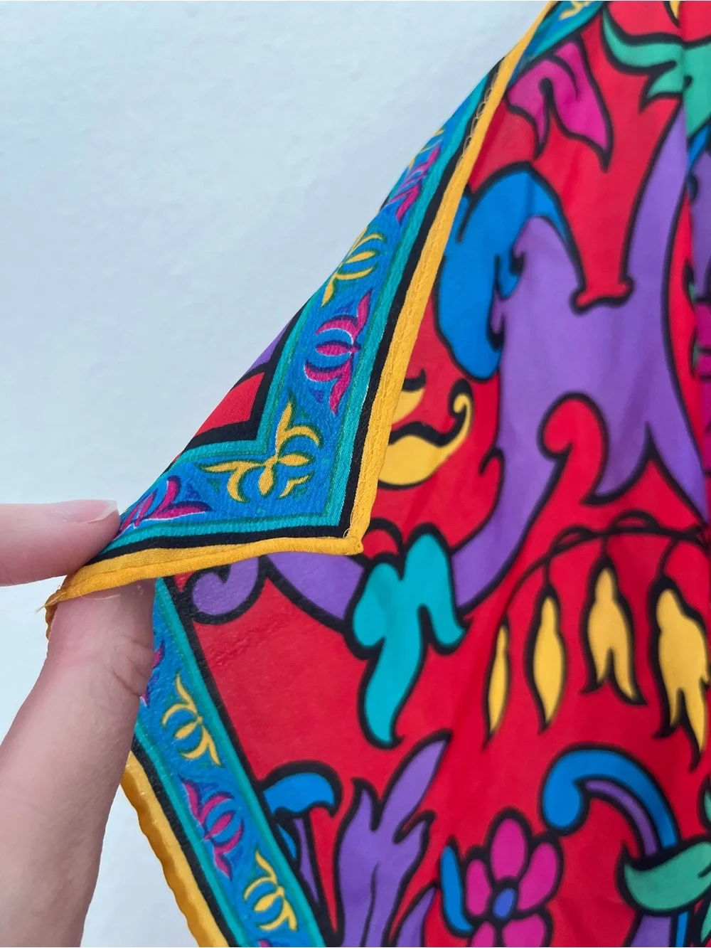 Liz Claiborne Silk vintage Scarf